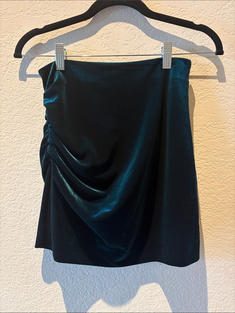 VICI | Ruched Velour Skirt